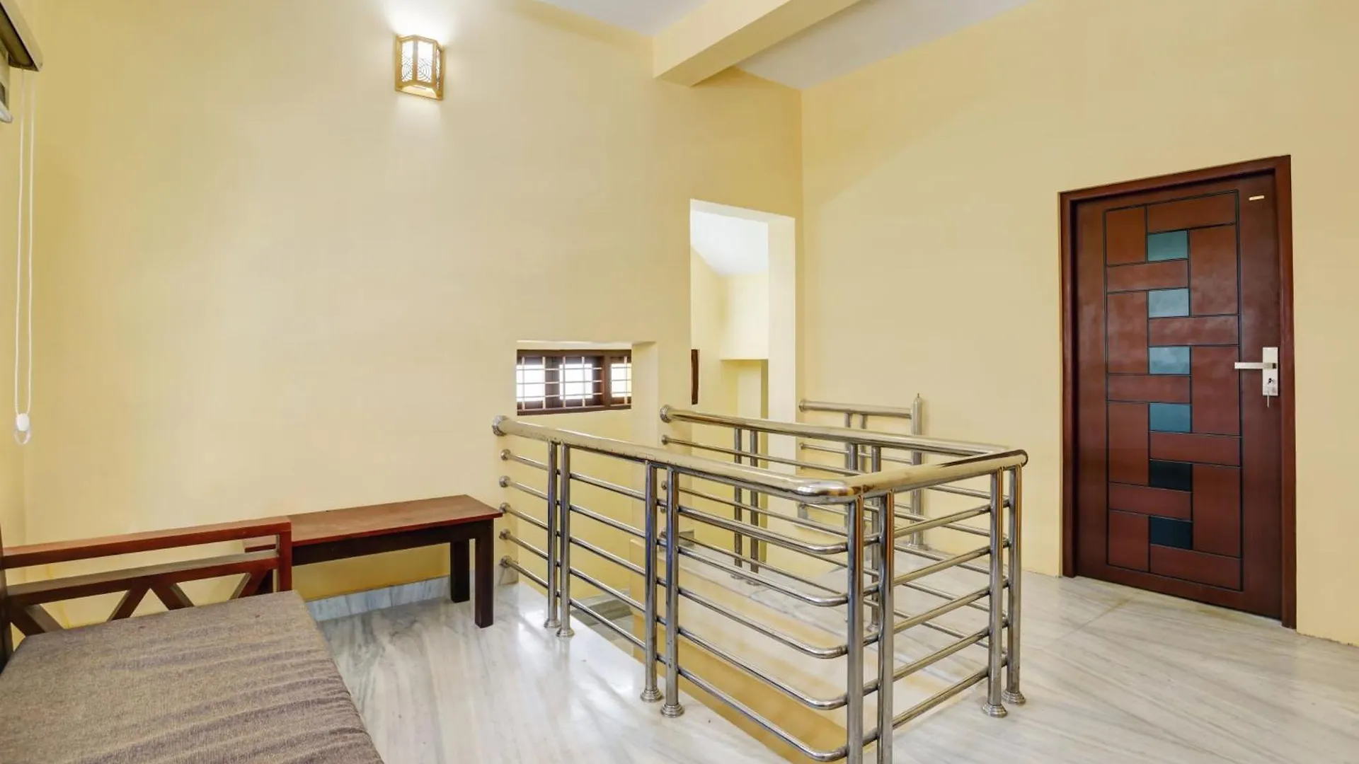 Super Hotel O Lm Residency Thiruvananthapuram 3*,