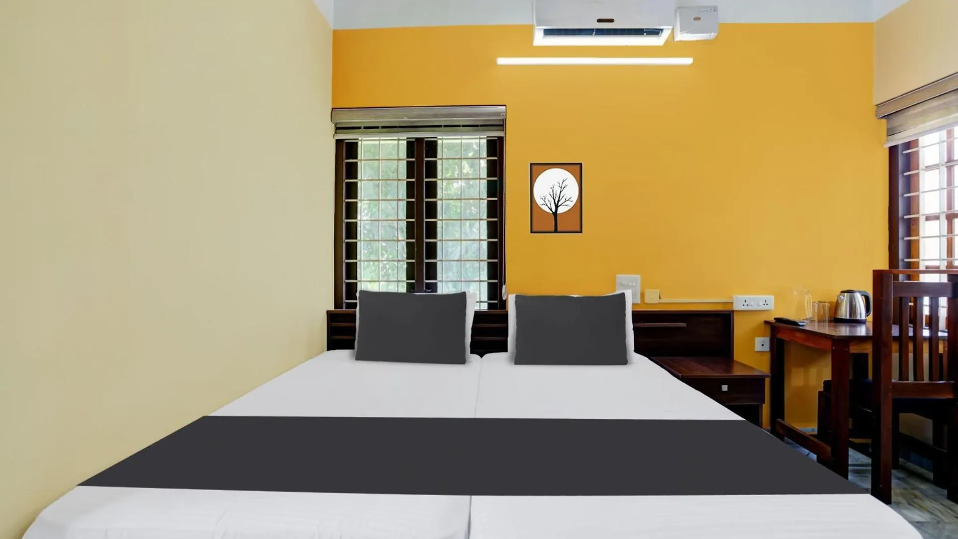 Super Hotel O Lm Residency Thiruvananthapuram India